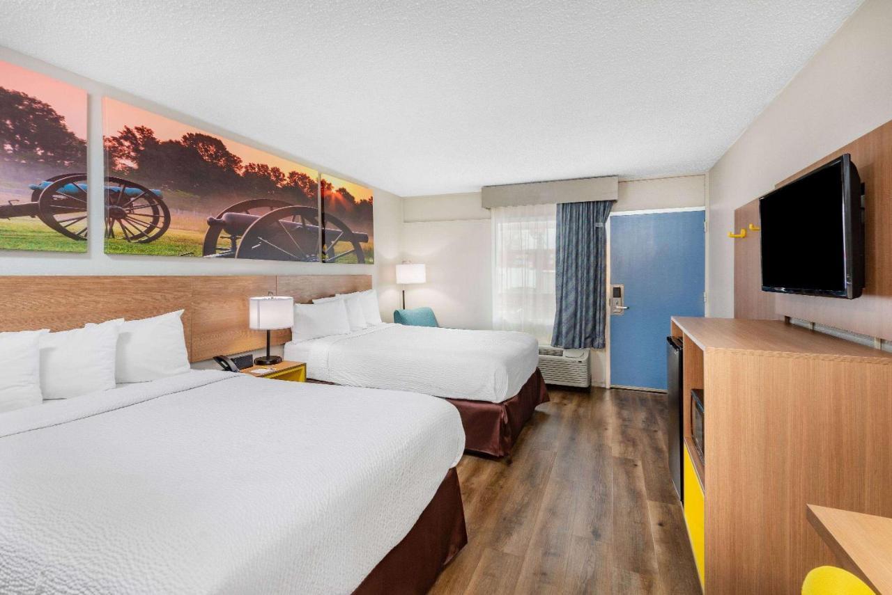 Days Inn By Wyndham Charlottesville/University Area Eksteriør billede